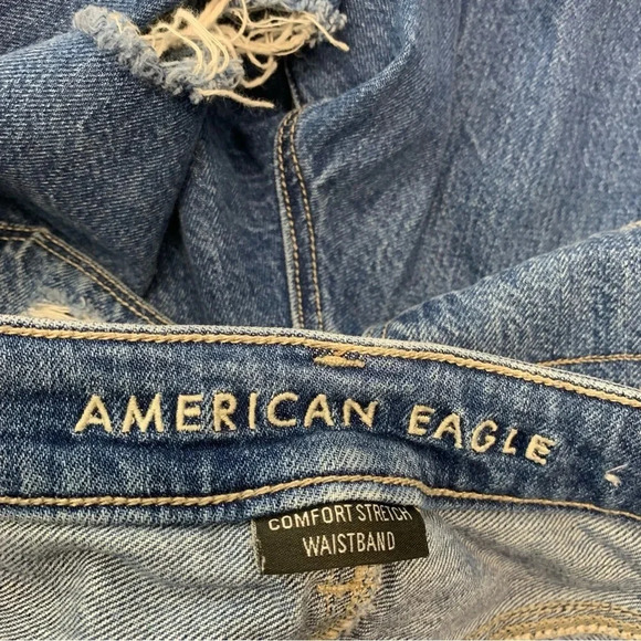 American Eagle Mom Jeans Woman 2 High Rise Straight Taper Ripped Distress - Picture 10 of 16